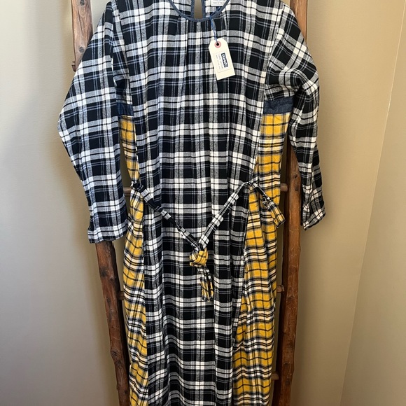 UQNATU Nomad Dress - Mixed Plaid Size Snall & Medium - Picture 2 of 13